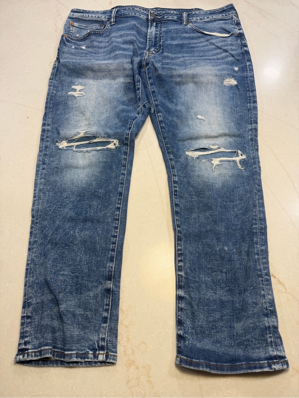 American Eagle Men’s Move Free Athletic Skinny Distressed Jeans Size 38x30